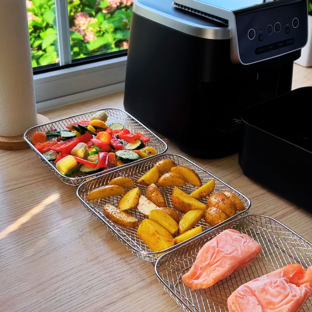 Stackable baskets for even air cooking (x3)