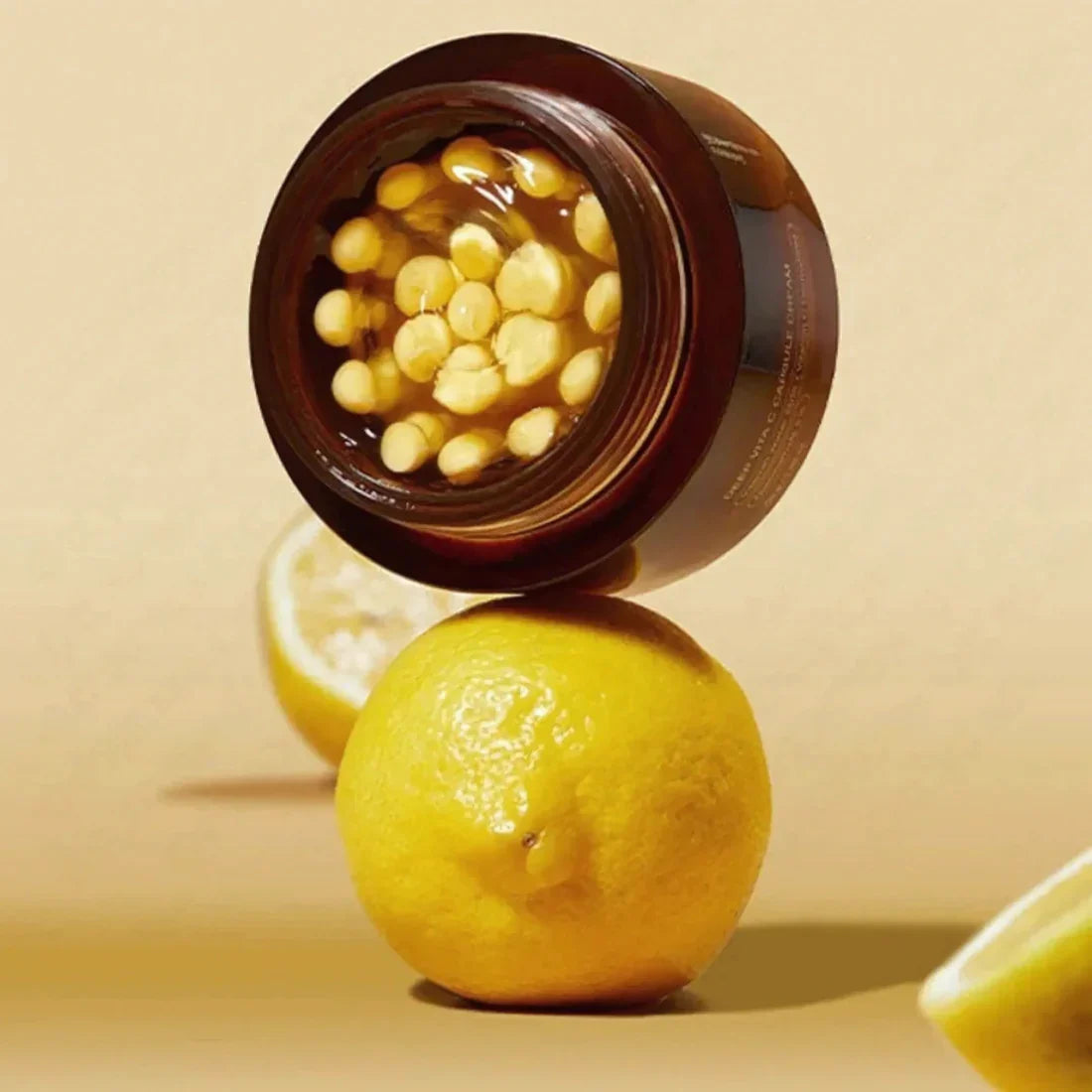 Zichtbare glans en gehydrateerde huid dankzij de C-capsules