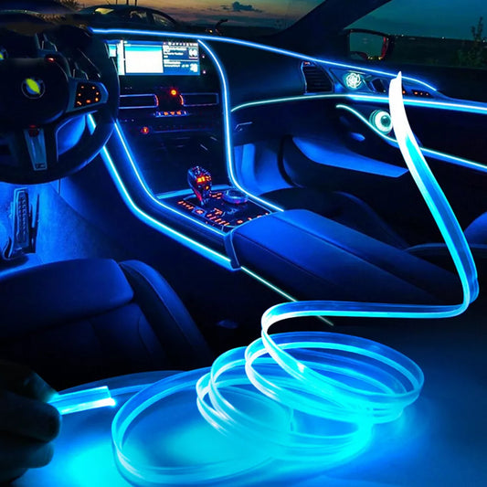スタイリッシュな車内用LED照明 